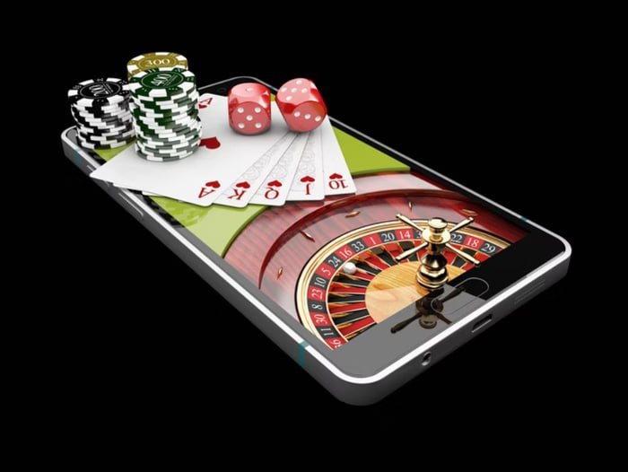 Layar penempatan taruhan Bandar Poker dengan slider dan tombol konfirmasi